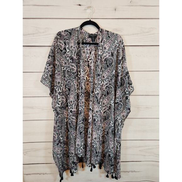 Cynthia Rowley Tops - Cynthia Rowley Women's Black and Pink Paisley Tassels at The Bottom Kimono Sz 1X
